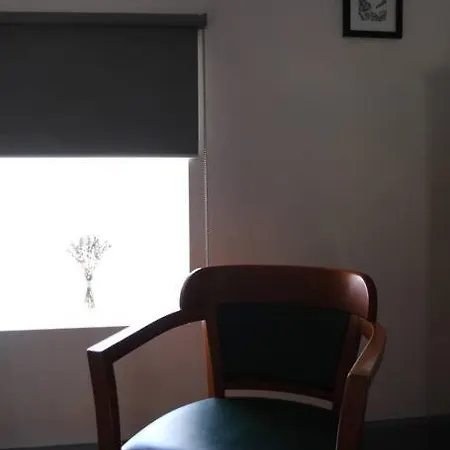 Ideal Voyageurs & Travailleurs Cherchant Du Calme *